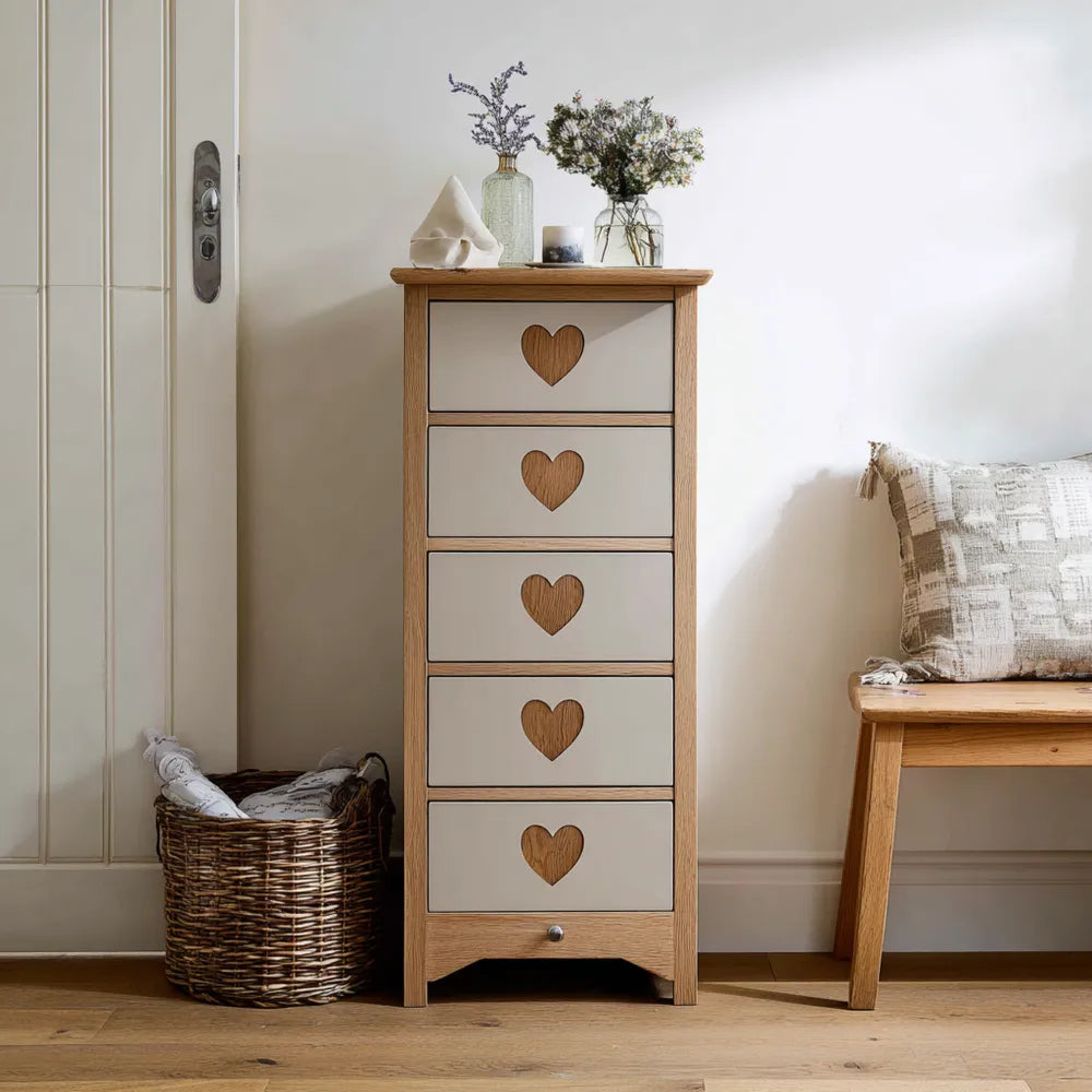 Wooden Chest of Drawers 115x45x35 cm 5-Drawer Unit with Heart Design – Natural/Oak – Contemporary Style